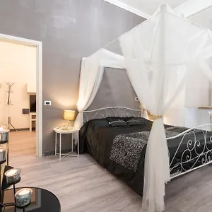 grazioso-appartamentino-nel-cuore-di-roma.it-romehotels.com/